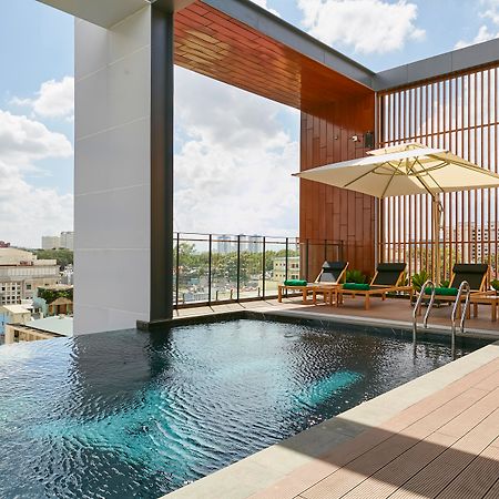 Zazz Urban Ho Chi Minh Hotel Exterior foto